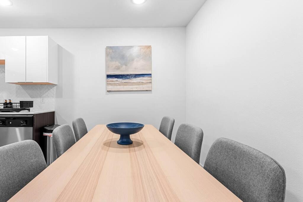 Stylish 2 Bed 1 Mile To Downtown Free Parking Villa Dallas Buitenkant foto